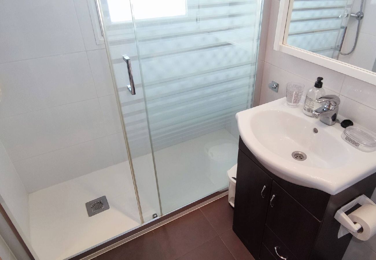 Casa adosada en Peñiscola - Tabarca - Chalet con jardín y piscina comunitaria 
