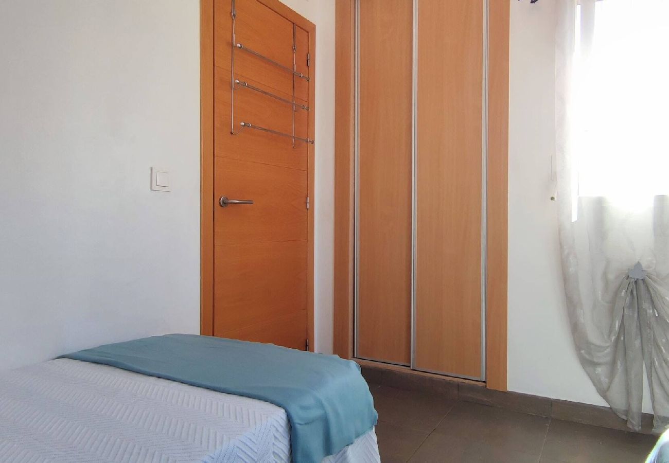 Casa adosada en Peñiscola - Tabarca - Chalet con jardín y piscina comunitaria 