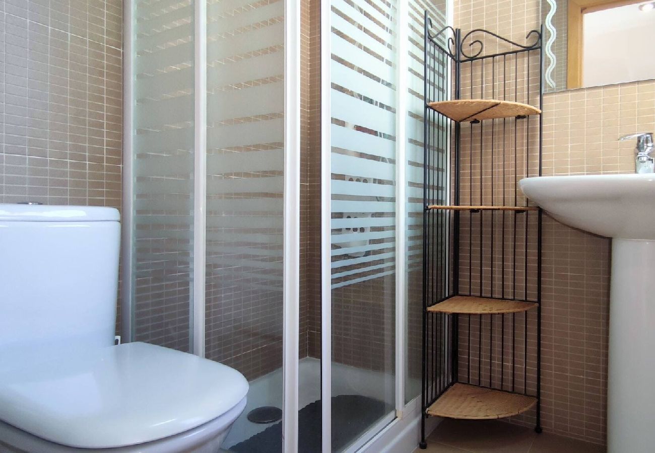 Casa adosada en Peñiscola - Tabarca - Chalet con jardín y piscina comunitaria 
