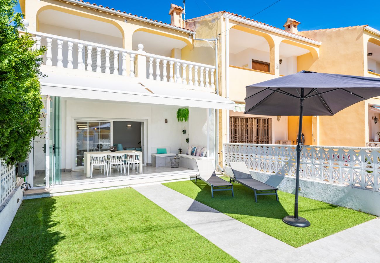 Casa adosada en Peñiscola - Las Gemas - Chalet adosado en urbanización cerrada 