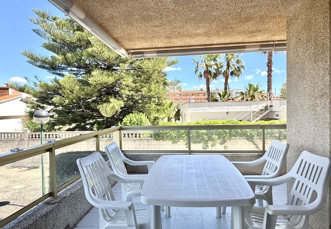 Apartamento en Peñiscola - 🌴 Apartamento con terraza a pasos de la playa y piscina comunitaria