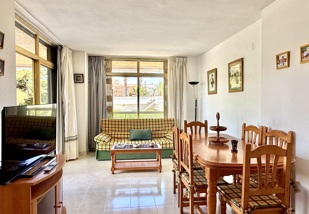 Apartamento en Peñiscola - 🌴 Apartamento con terraza a pasos de la playa y piscina comunitaria