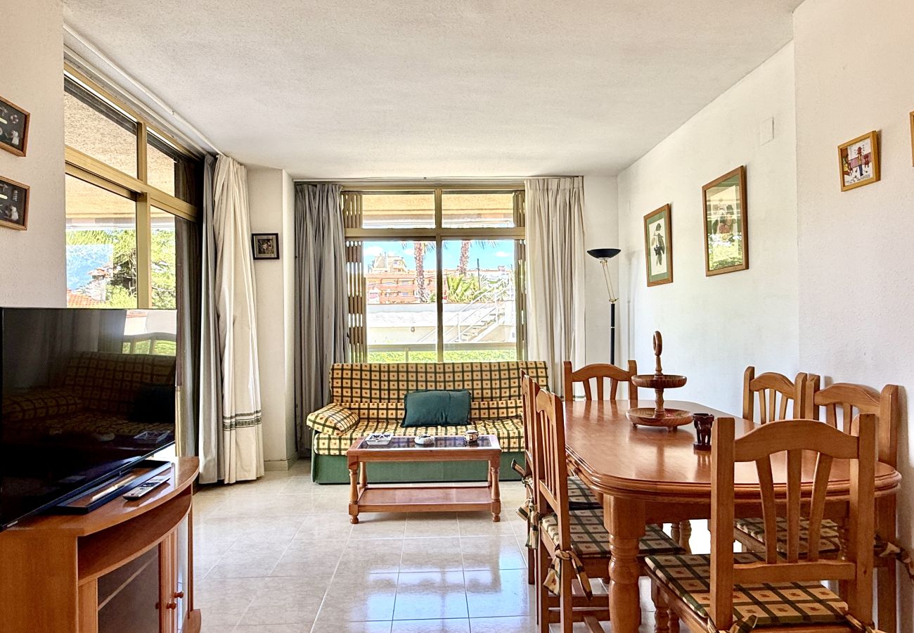 Apartamento en Peñiscola - 🌴 Apartamento con terraza a pasos de la playa y piscina comunitaria