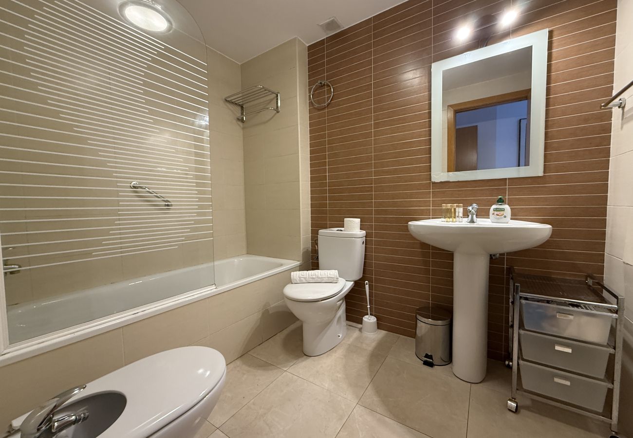 Apartamento en Peñiscola - Estación Centro – Amplio apartamento con parking