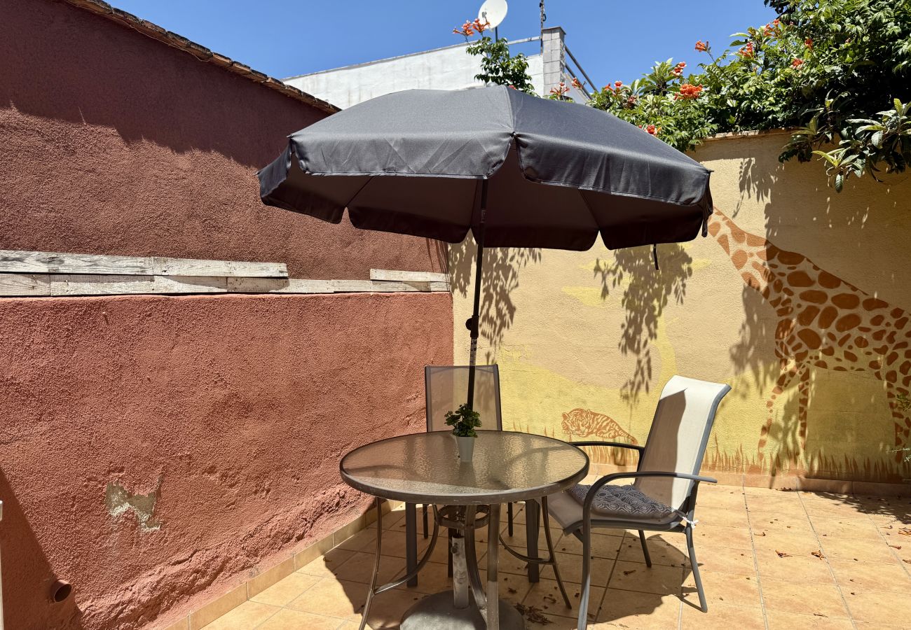 Estudio en Peñiscola - Safari Loft – Jacuzzi privado y chimenea