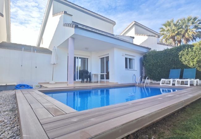 Chalet en Peñiscola - Villa los Naranjos - Villa con piscina privada y terraza a un paseo del centro