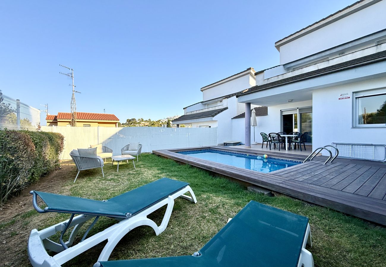 Chalet en Peñiscola - Villa los Naranjos - Villa con piscina privada y terraza a un paseo del centro