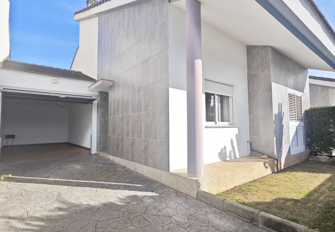 Chalet en Peñiscola - Villa los Naranjos - Villa con piscina privada y terraza a un paseo del centro