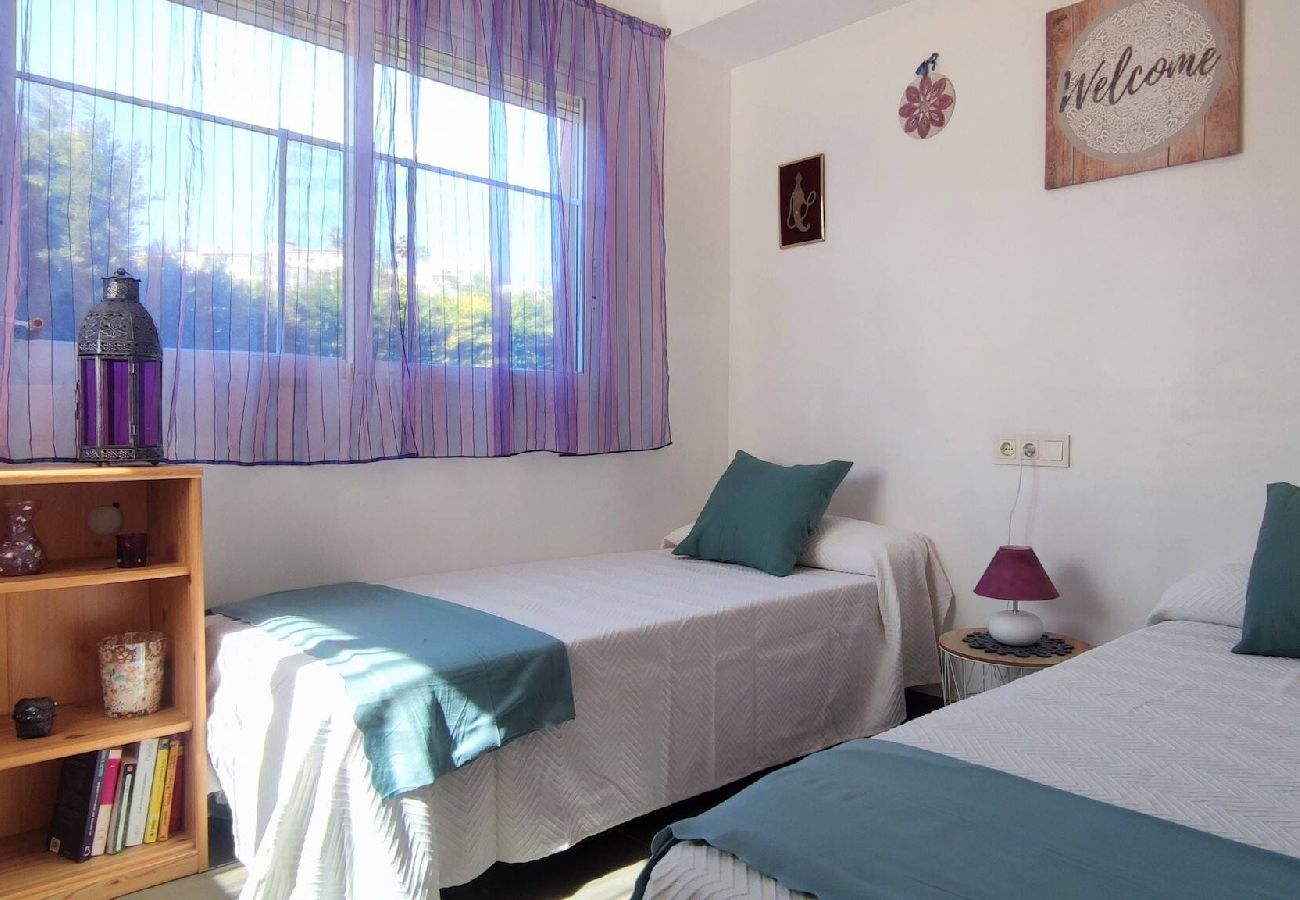 Terraced House in Peñiscola - Tabarca - Chalet con jardín y piscina comunitaria 