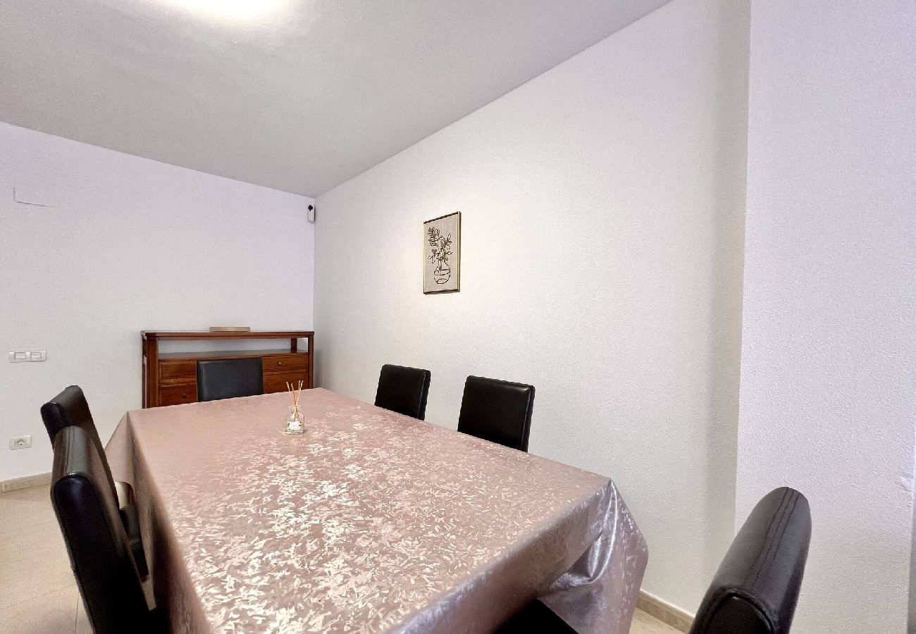 Apartment in Peñiscola - Mestral B - Comfortable flat in the centre of town 