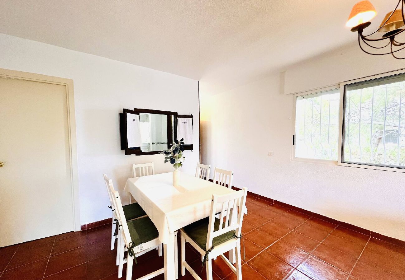 Apartment in Peñiscola - Esmeralda, apartamento con jardín privado. 