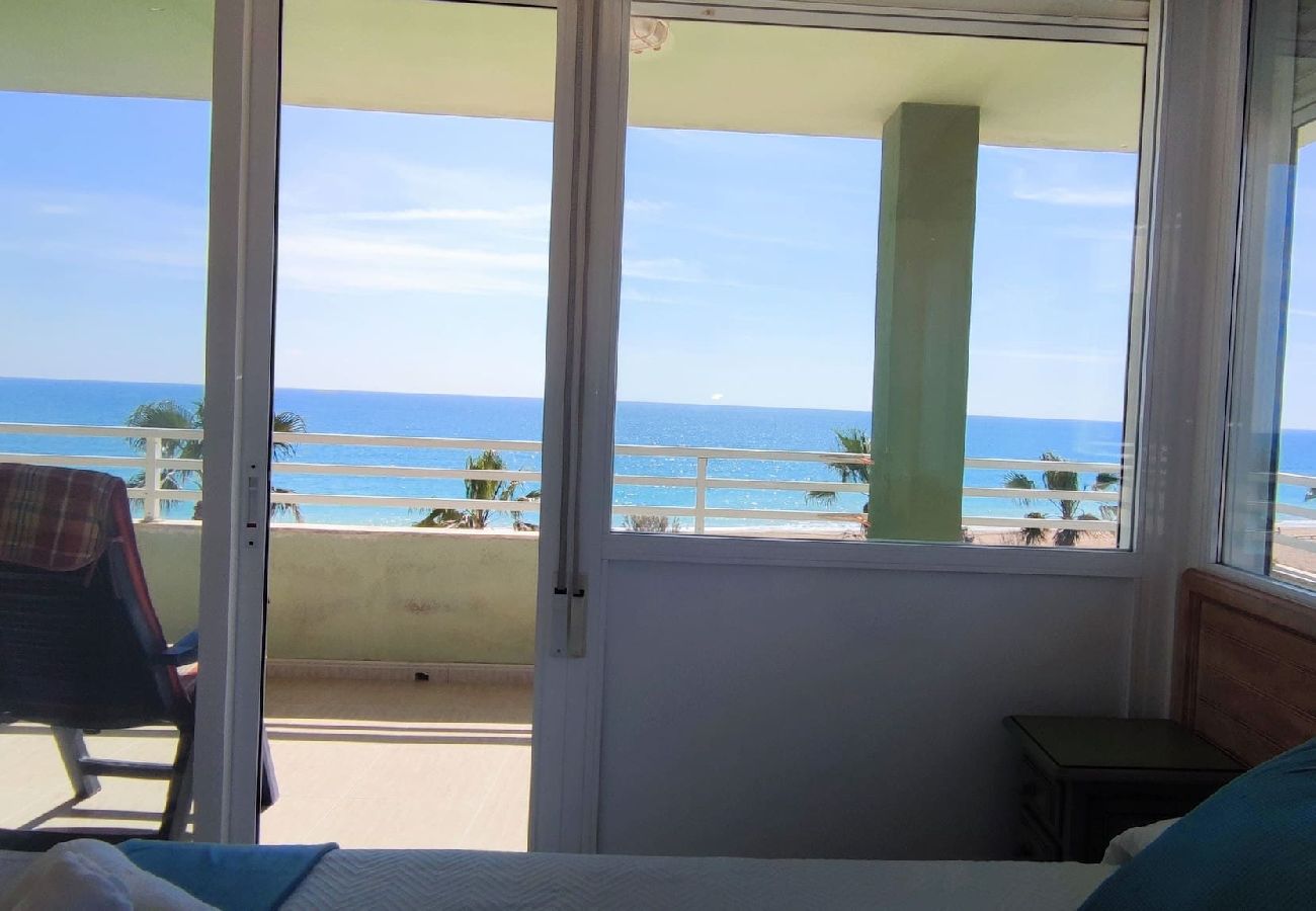 Apartment in Peñiscola - Baix Maestrat - Apartamento en 1ª línea de playa 