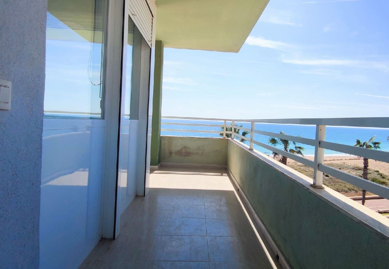 Apartment in Peñiscola - Baix Maestrat - Apartamento en 1ª línea de playa 