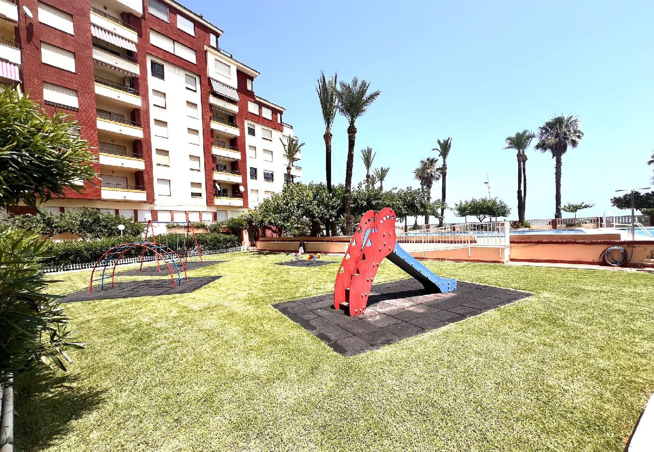 Apartment in Peñiscola - Albatros Ii – Seafront Apartment 