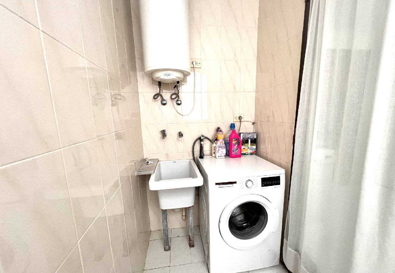 Apartment in Peñiscola - Albatros Ii – Seafront Apartment 