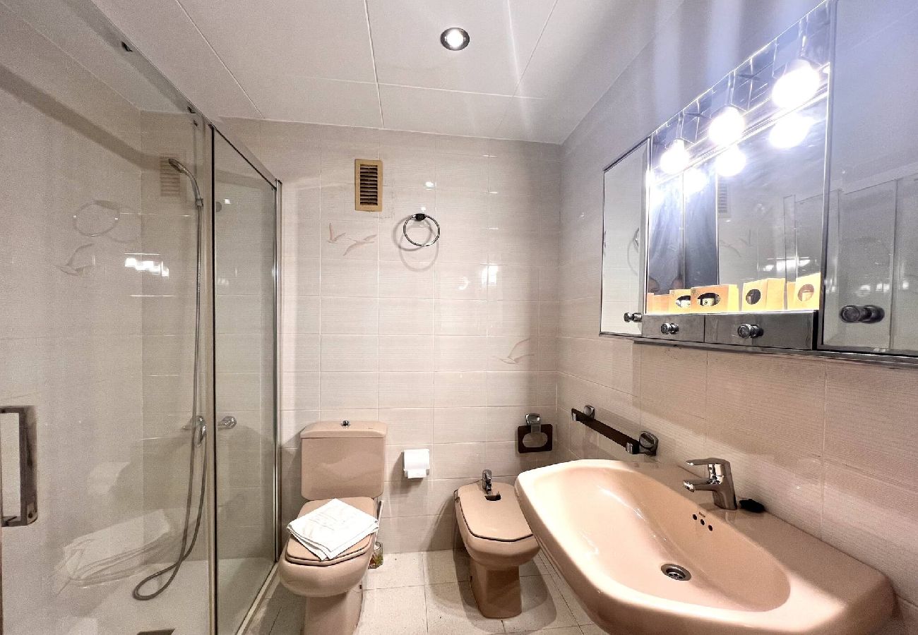 Apartment in Peñiscola - Albatros Ii – Seafront Apartment 