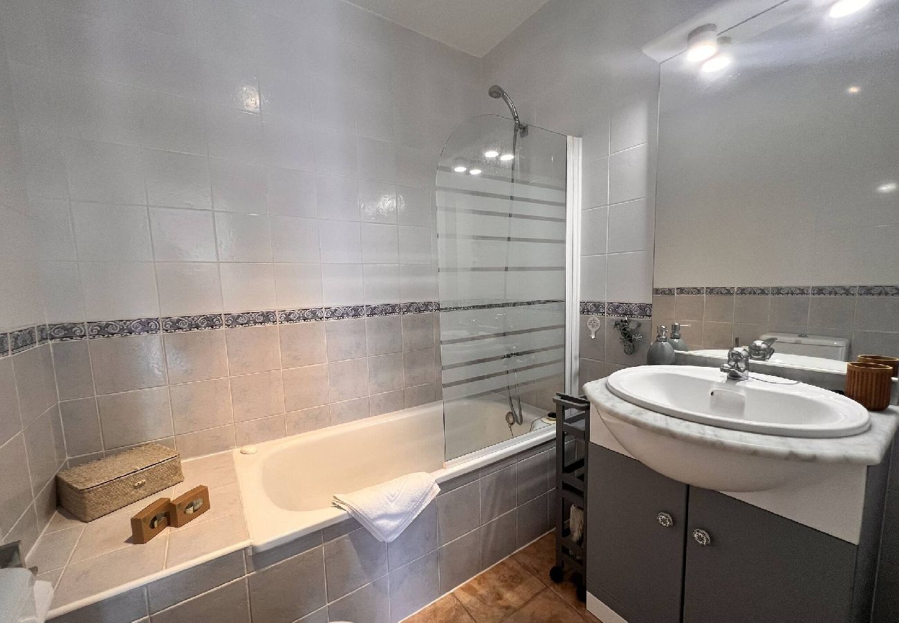 Apartment in Peñiscola - Perla Blanca – Apartment with Views of Peñíscola 
