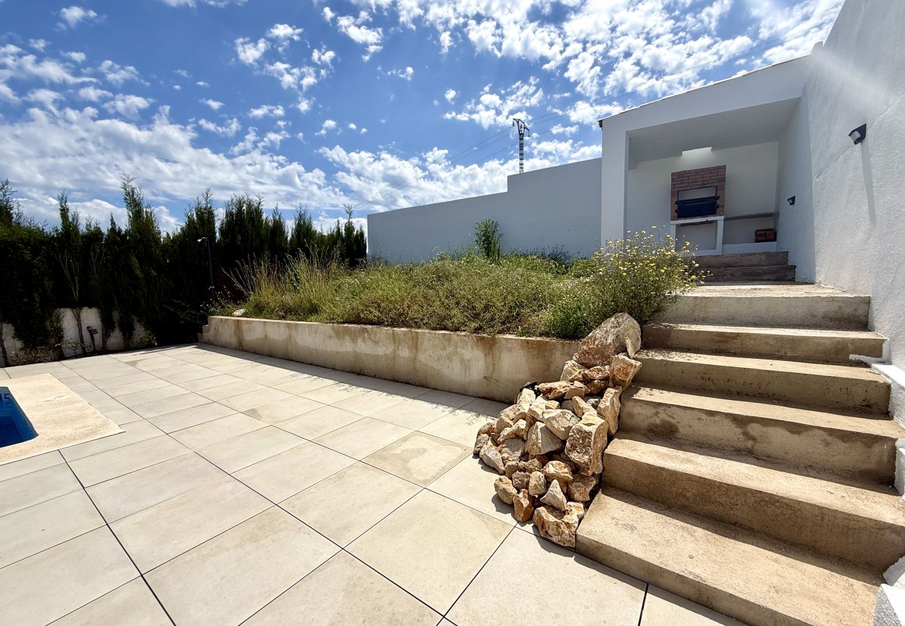Chalet in Peñiscola - Villa Alba - Mediterranean villa with private pool and solarium