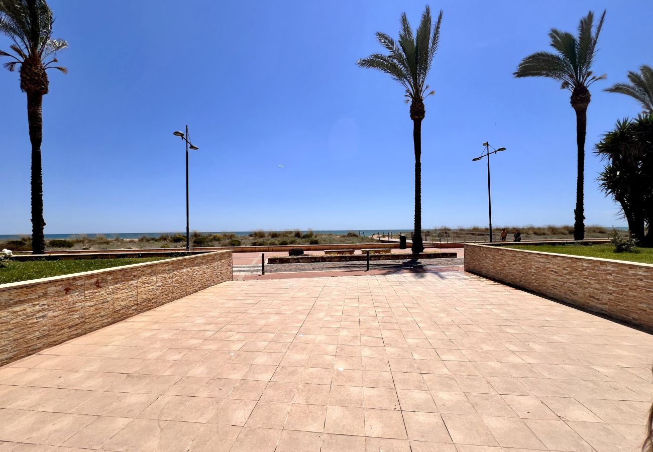 Apartment in Peñiscola - Surfing - Apartamento a pie de playa 