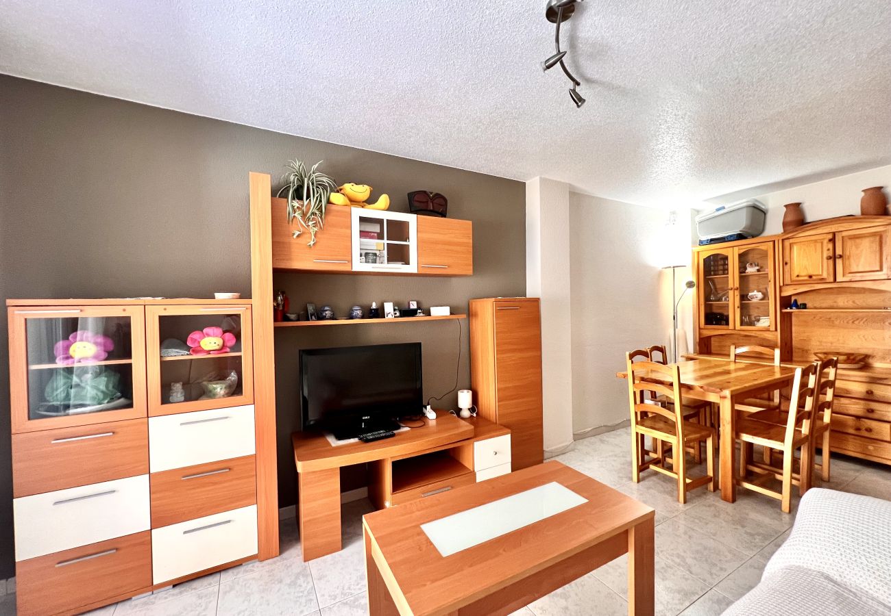 Apartment in Peñiscola - 🌊 Family Apartment 400 m from the Beach
