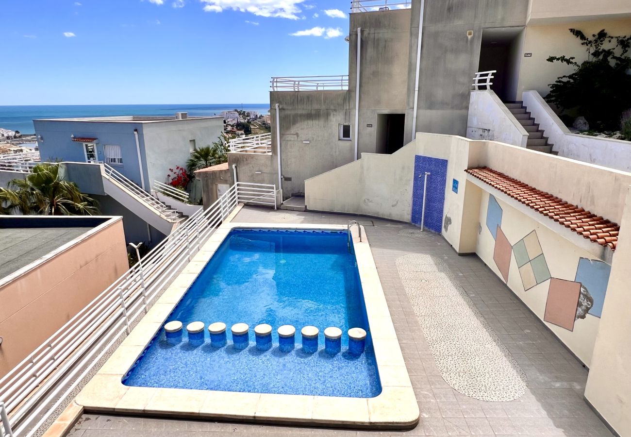 Apartment in Peñiscola - 🌊 Family Apartment with Large Terrace and Sea Views