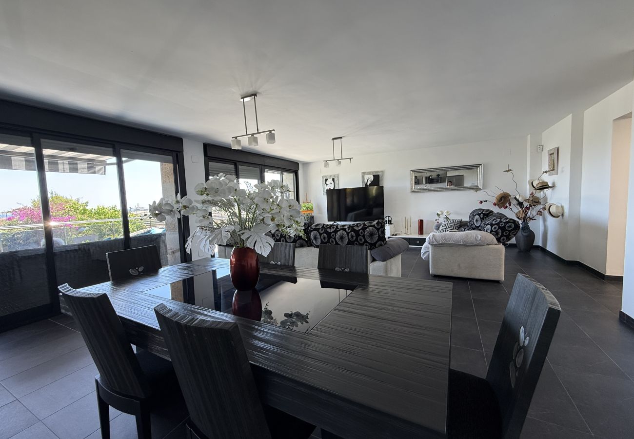 Villa in Peñiscola - Villa Canestel - Private Pool with Sea and Castle Views