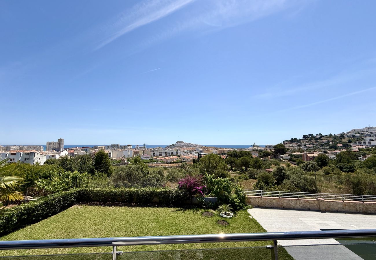 Villa in Peñiscola - Villa Canestel - Private Pool with Sea and Castle Views