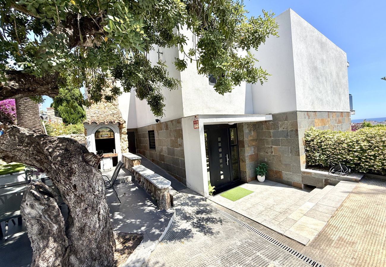 Villa in Peñiscola - Villa Canestel - Private Pool with Sea and Castle Views