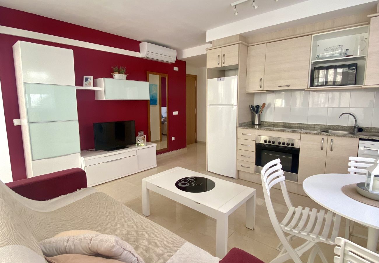 Apartment in Peñiscola - Sirena Beach - Apartment with Terrace by the Sea
