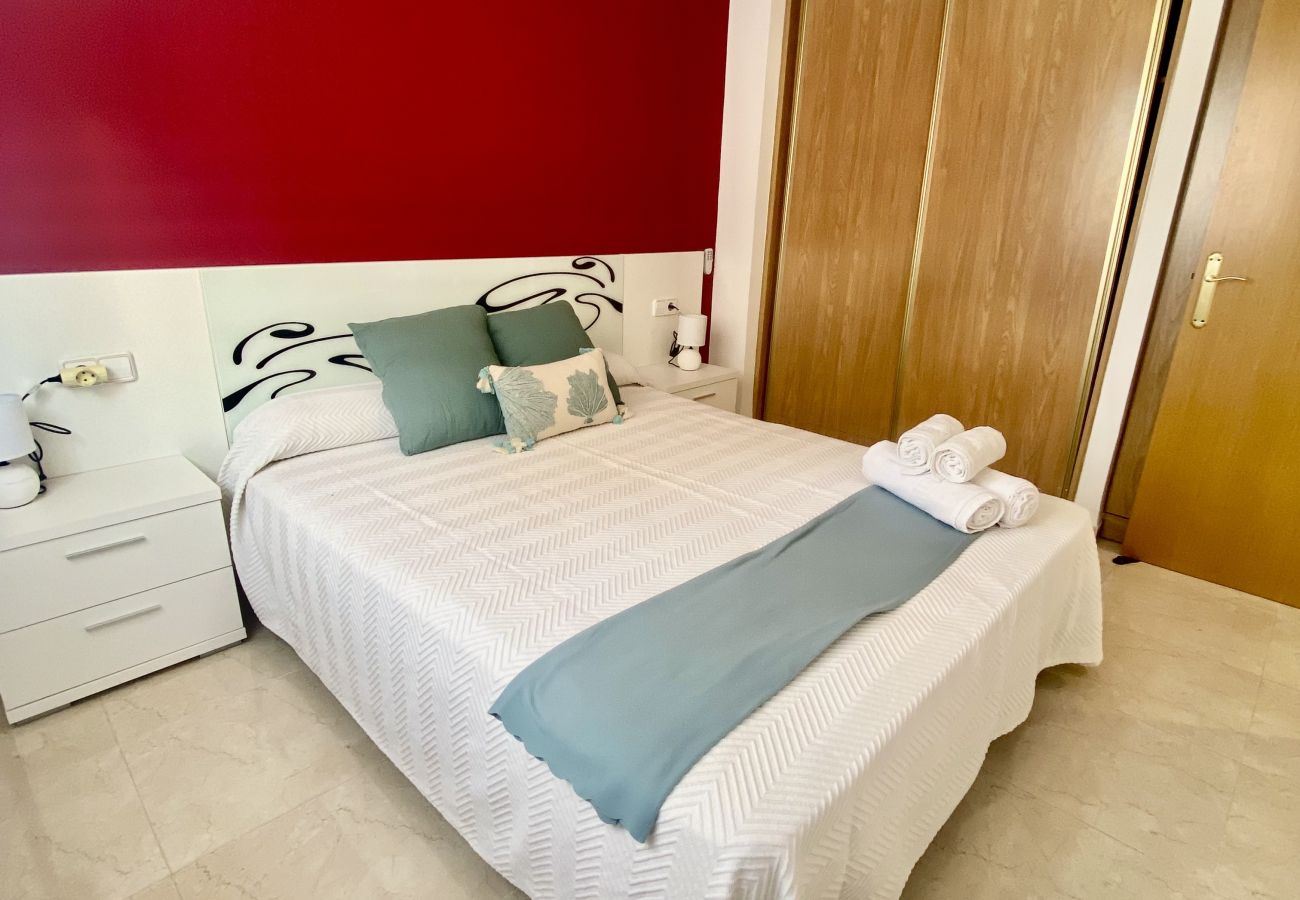 Apartment in Peñiscola - Sirena Beach - Apartment with Terrace by the Sea