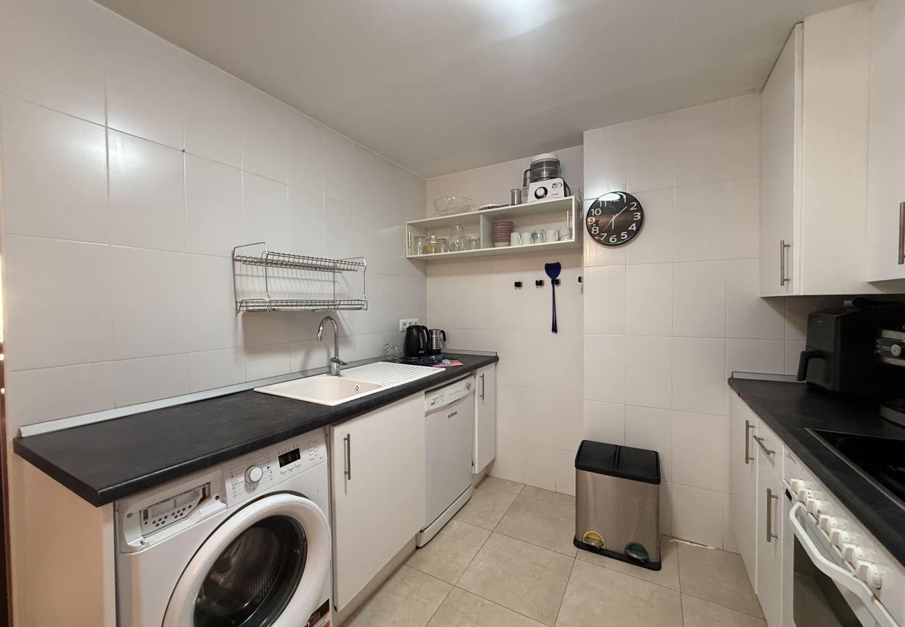 Apartment in Peñiscola - Estación Center – Spacious Apartment with Parking