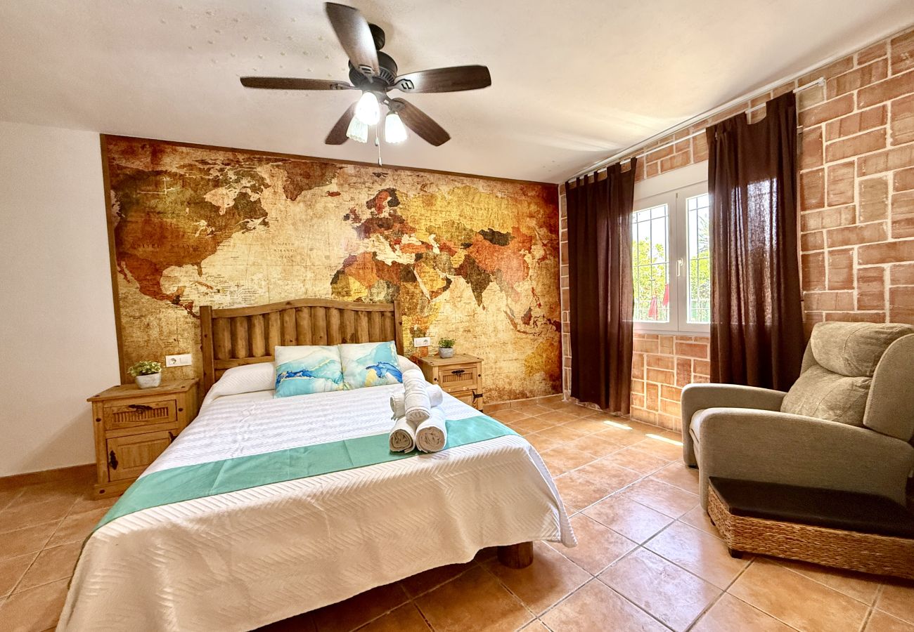 Chalet in Peñiscola - 🌴 Villa Blaky – Private Pool, Perfect for Families & Groups