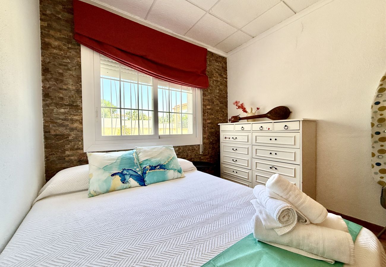 Chalet in Peñiscola - 🌴 Villa Blaky – Private Pool, Perfect for Families & Groups
