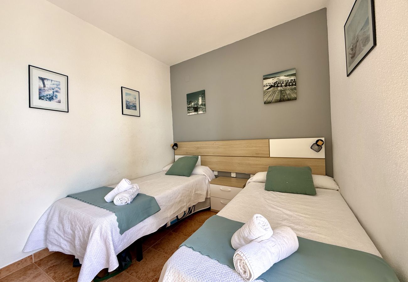 Apartment in Peñiscola - Nautic – Seafront Duplex with Spacious Terrace