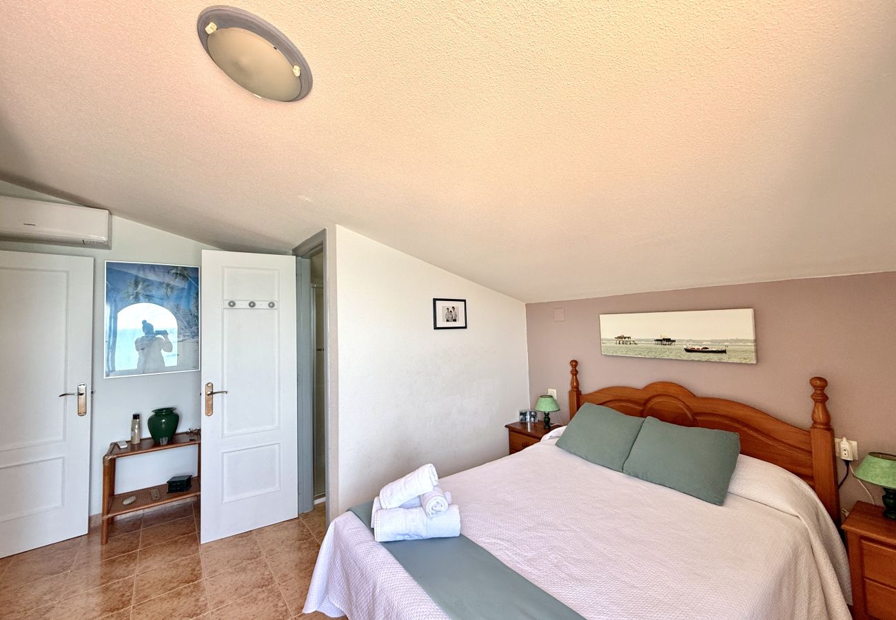 Apartment in Peñiscola - Nautic – Seafront Duplex with Spacious Terrace