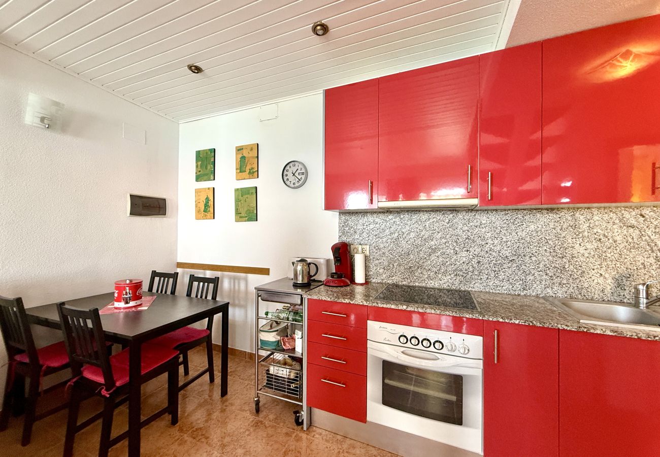 Apartment in Peñiscola - Nautic – Seafront Duplex with Spacious Terrace