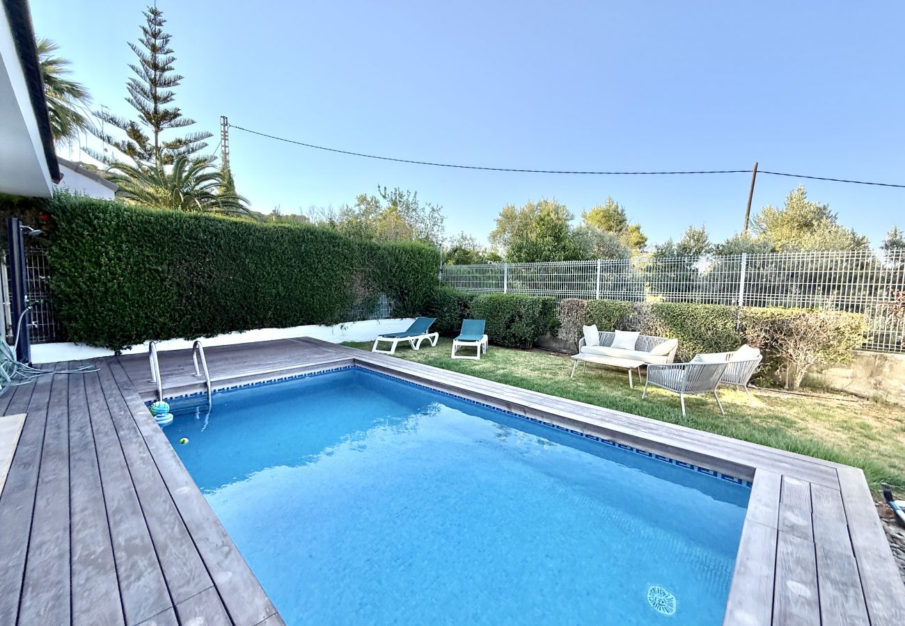 Chalet in Peñiscola - Villa Los Naranjos – Villa with Private Pool & Terrace Just a Short Walk from the Town Centre