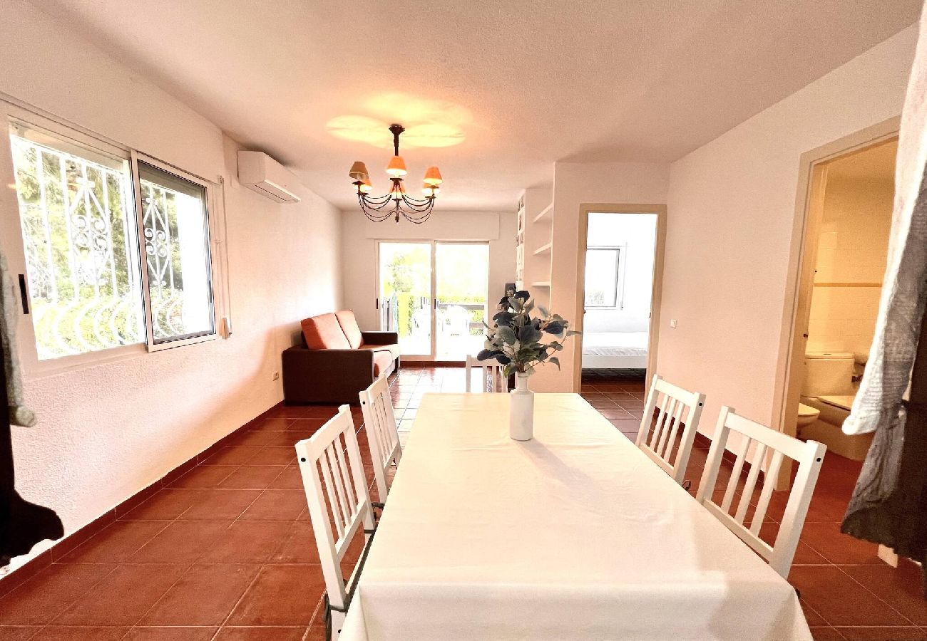 Appartement à Peñiscola - Esmeralda, appartement avec jardin privé. 