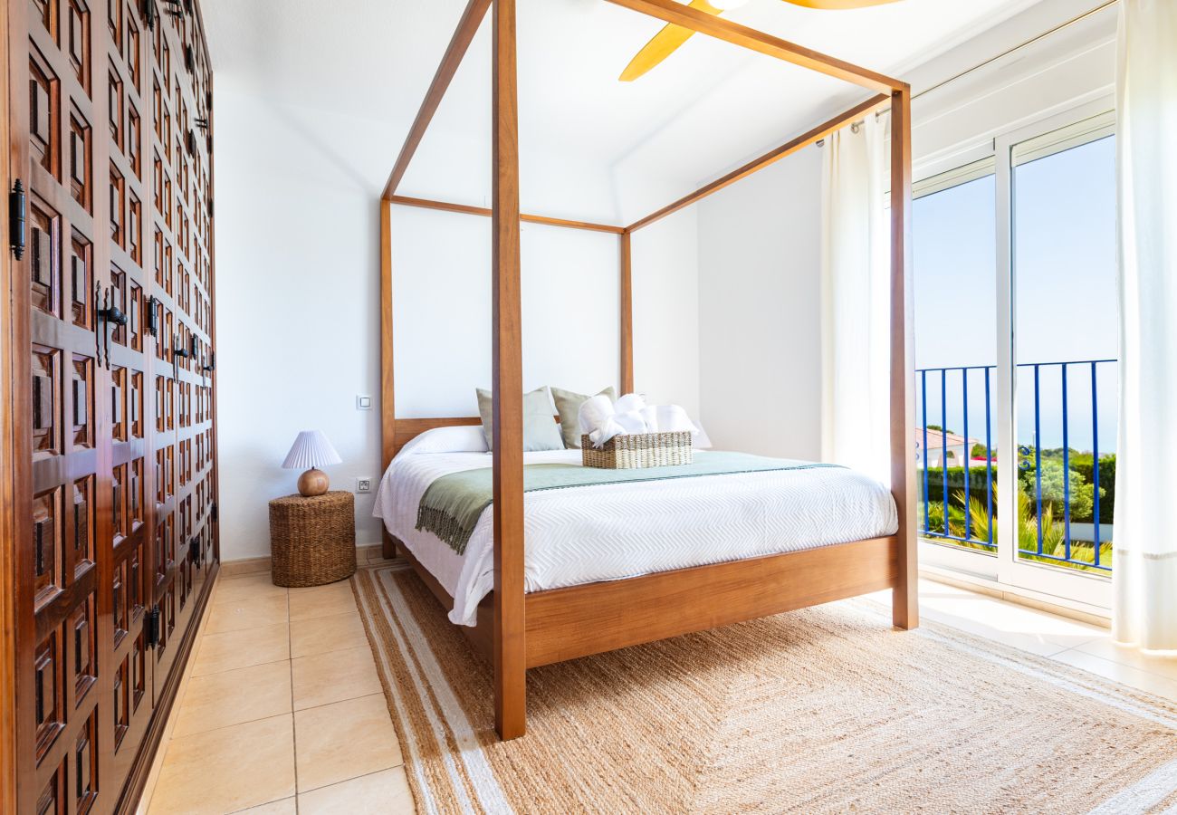 Villa à Peñiscola - 🌴 Villa del Mar - Villa méditerranéenne avec piscine et jardin privés