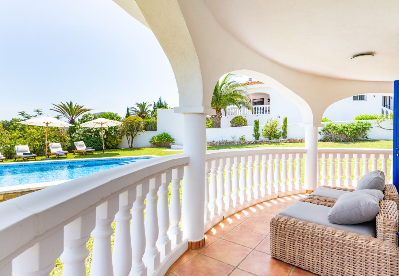 Villa à Peñiscola - 🌴 Villa del Mar - Villa méditerranéenne avec piscine et jardin privés