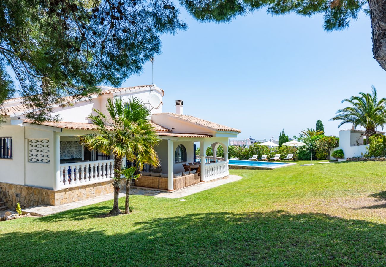 Villa à Peñiscola - 🌴 Villa del Mar - Villa méditerranéenne avec piscine et jardin privés