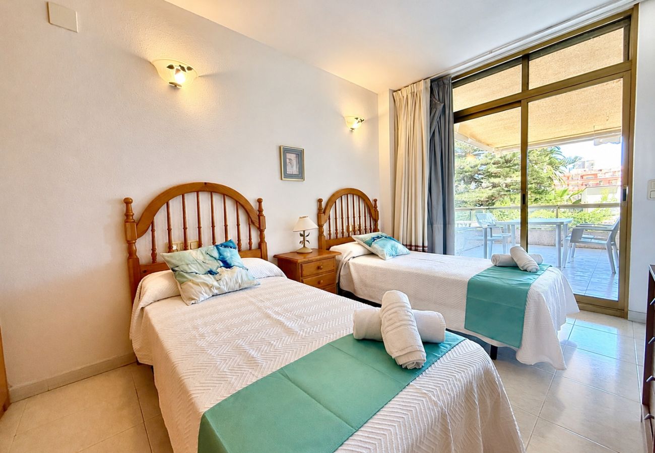Appartement à Peñiscola - Mediterraneo - 🌴 Appartement avec terrasse à quelques pas de la plage et piscine commune