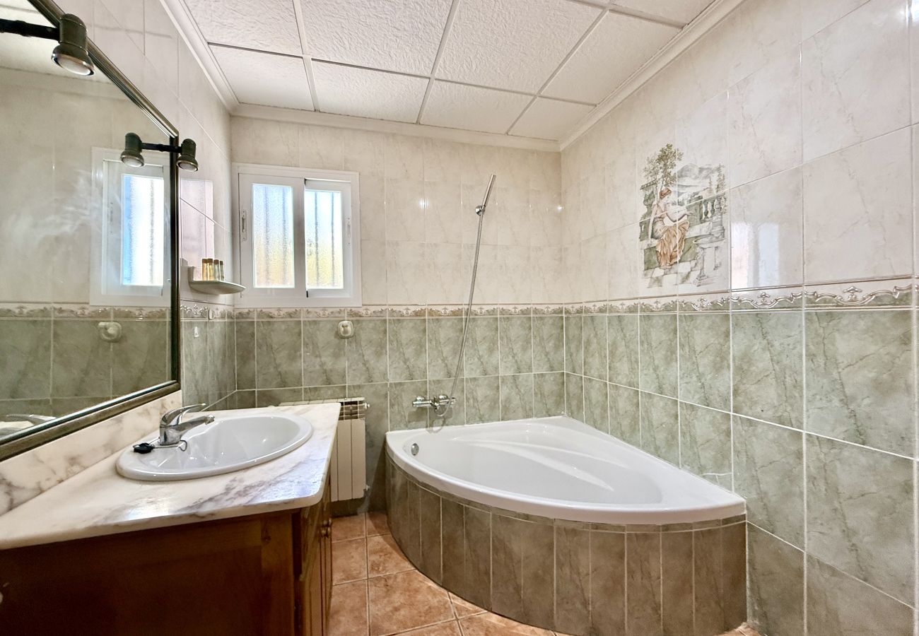 Chalet à Peñiscola - 🌴 Villa Blaky – Piscine privée, idéale pour les familles et les groupes