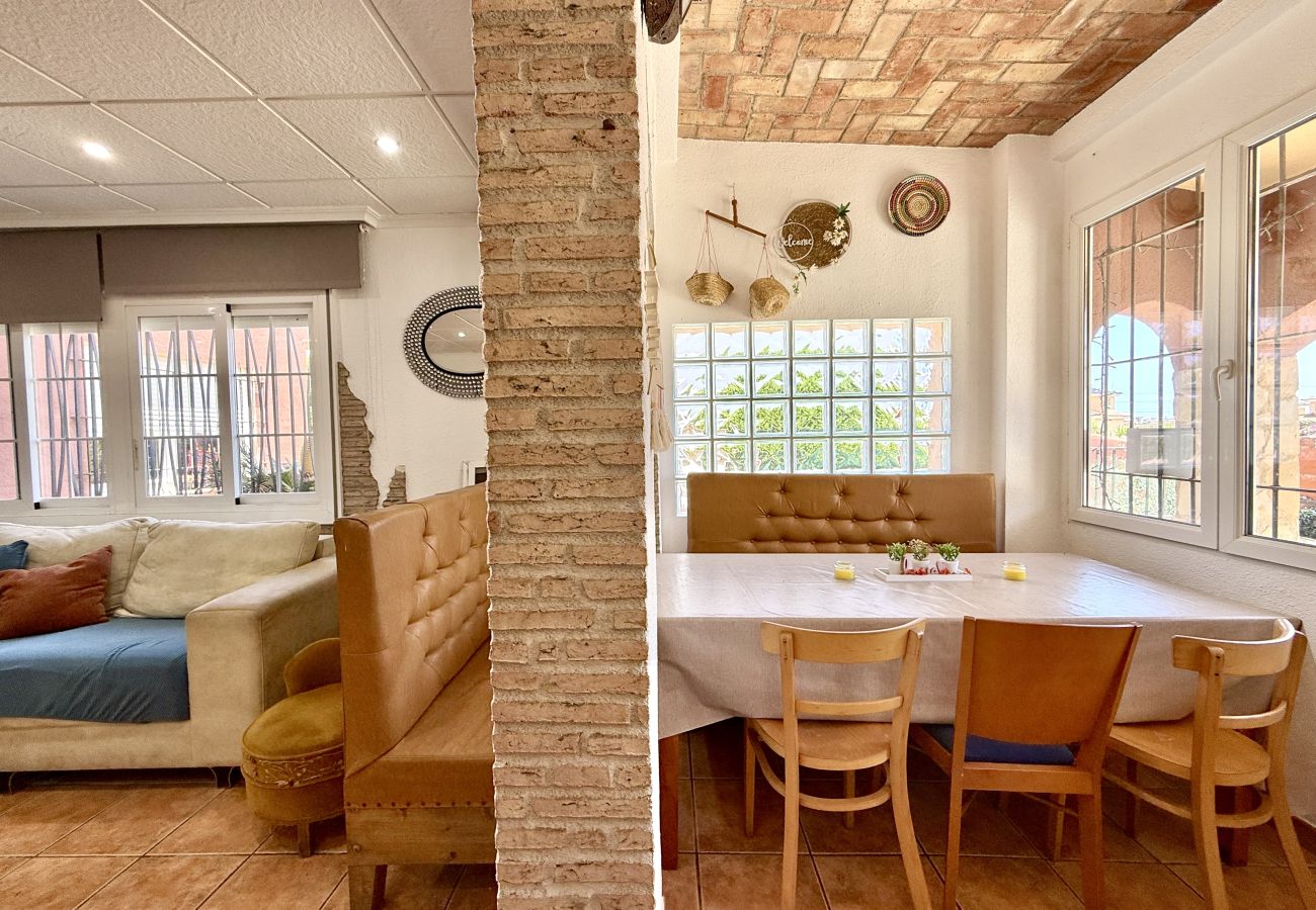 Chalet à Peñiscola - 🌴 Villa Blaky – Piscine privée, idéale pour les familles et les groupes