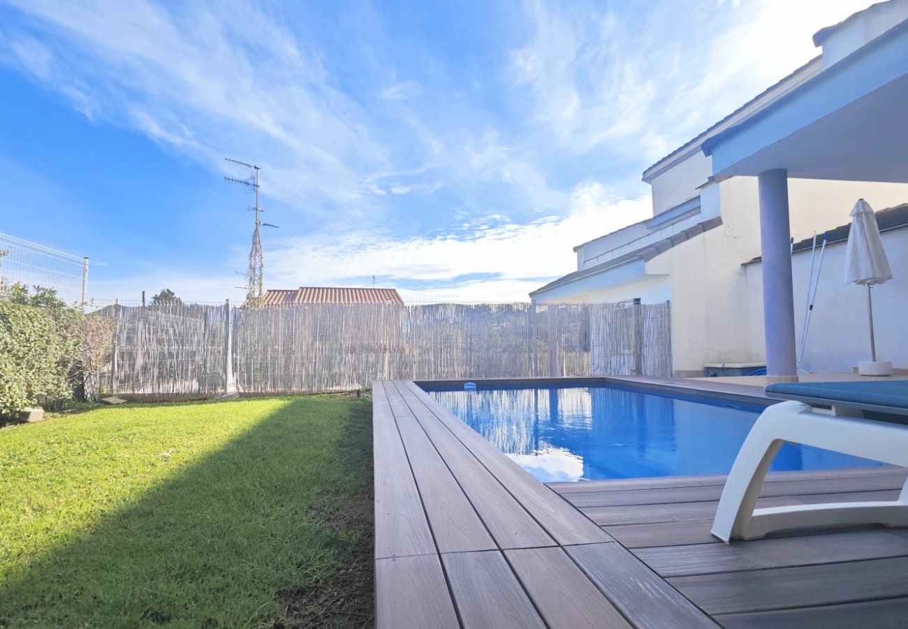 Chalet à Peñiscola - Villa Los Naranjos – Villa avec piscine privée et terrasse à quelques minutes à pied du centre-ville
